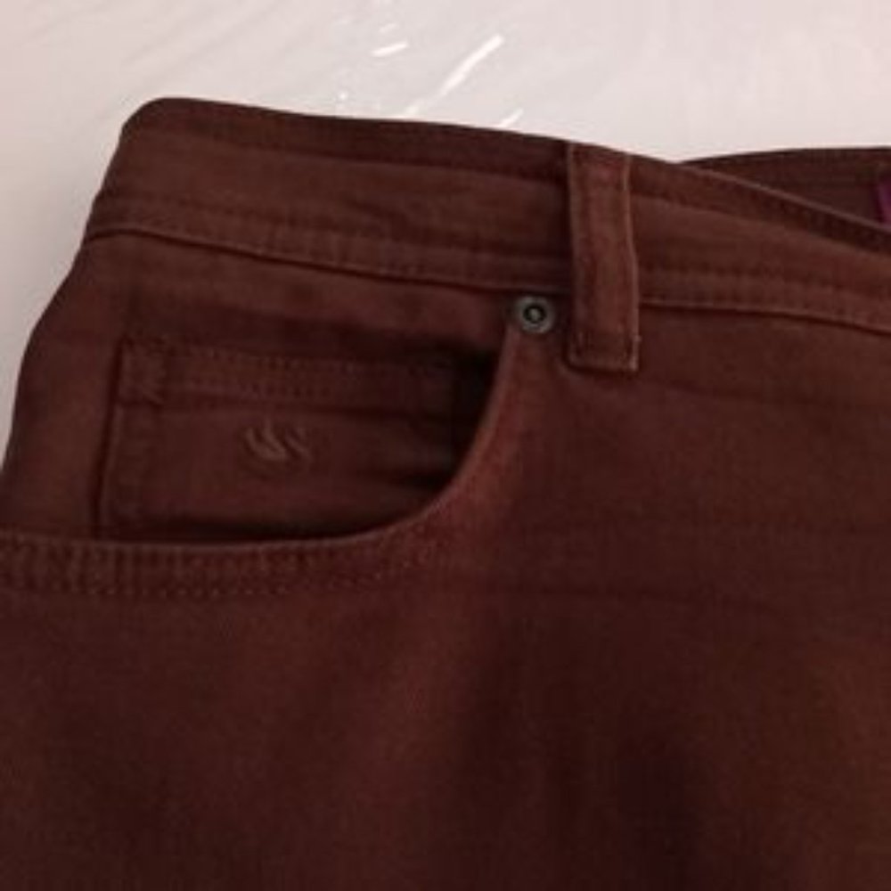 Gloria Vanderbilt Women's Straight Leg  High Rise Jeans - Size (12) - Brown - Picture 4 of 6
